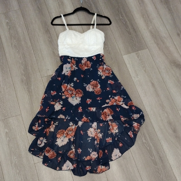 AUW Dresses & Skirts - AUW High Low Dress With Floral Pattern